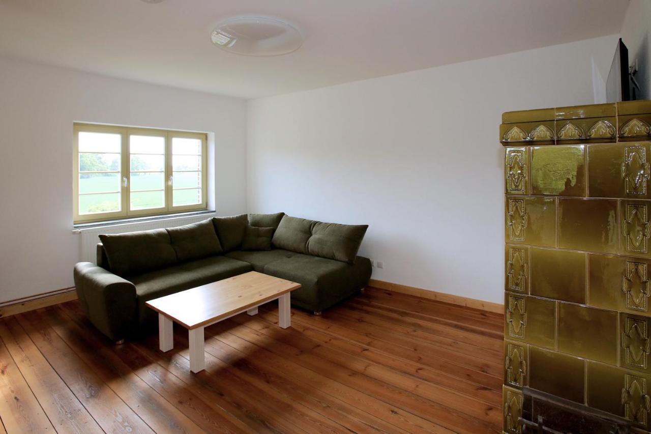 Apartamento Bahnhof Hohen Mistorf Exterior foto