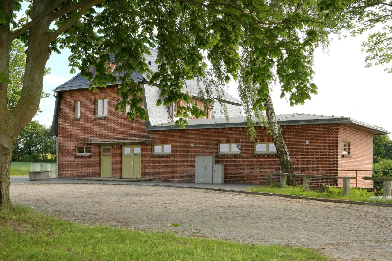 Apartamento Bahnhof Hohen Mistorf Exterior foto